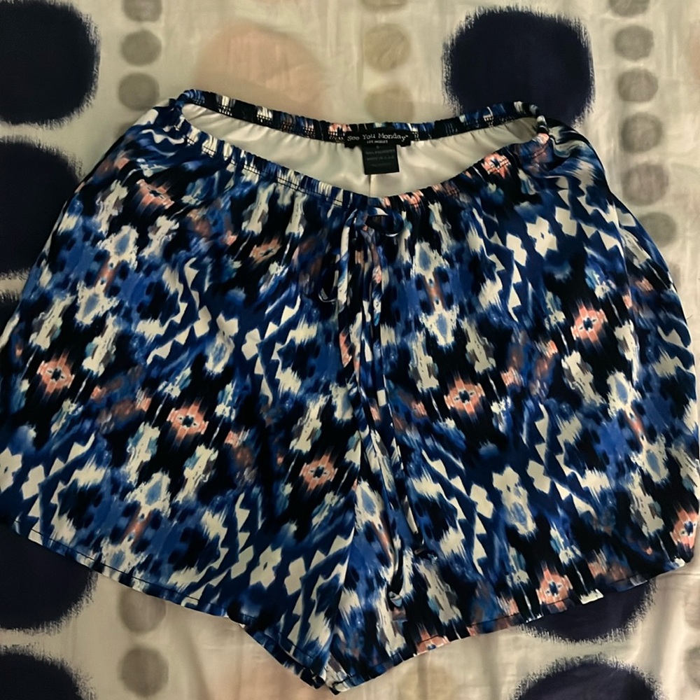 See you Monday stretch shorts